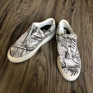 Dolce vita platform sneakers slip on shoes‎
